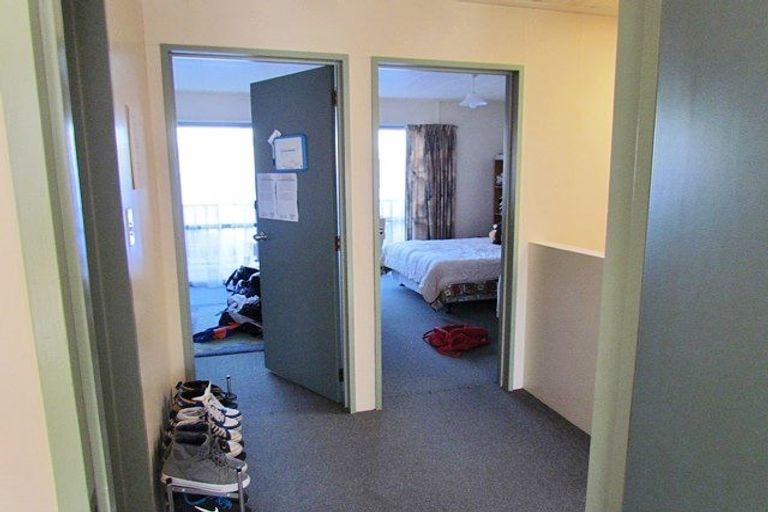 Photo of property in 17 Howe Street, North Dunedin, Dunedin, 9016