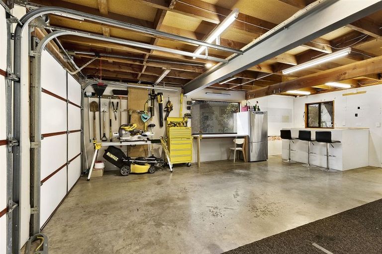 Photo of property in 8 Charthouse Lane, Whitby, Porirua, 5024