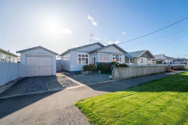 Photo of property in 16 Foyle Street, Oamaru North, Oamaru, 9400