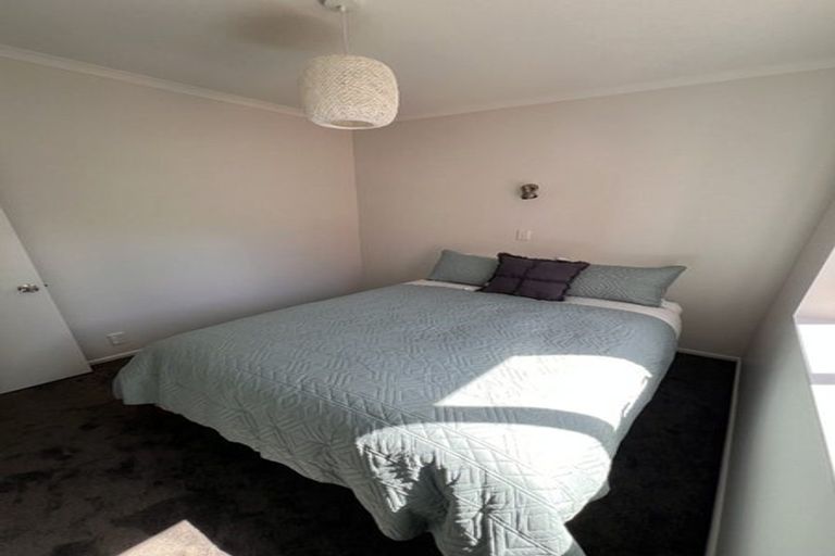 Photo of property in 27 Golf Road, Paraparaumu Beach, Paraparaumu, 5032