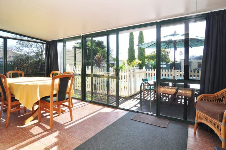 Photo of property in 15 Balfour Crescent, Riverlea, Hamilton, 3216