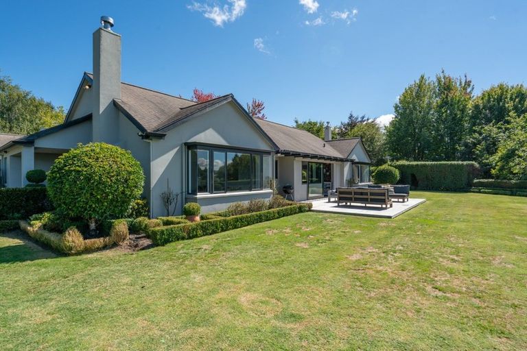 Photo of property in 344 Gillespie Place, Acacia Bay, Taupo, 3385