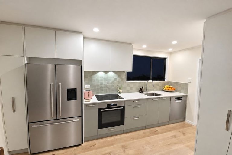 Photo of property in 42b Hall Avenue, Mangere, Auckland, 2022