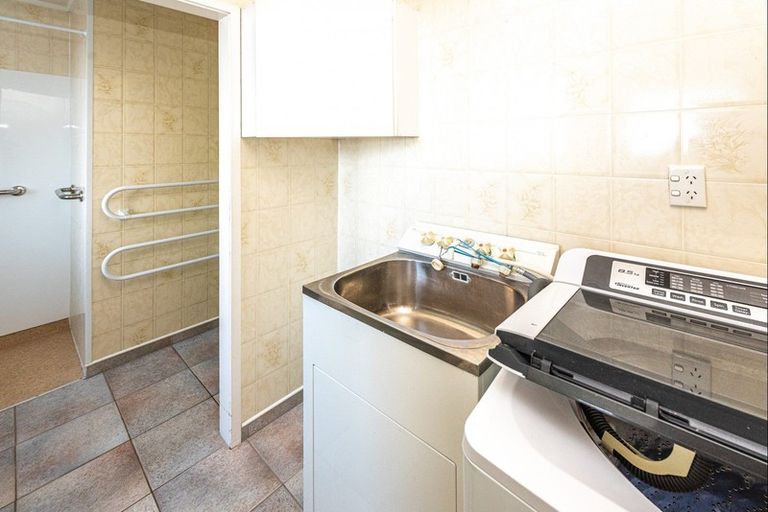 Photo of property in 30 Miro Street, Castlecliff, Whanganui, 4501