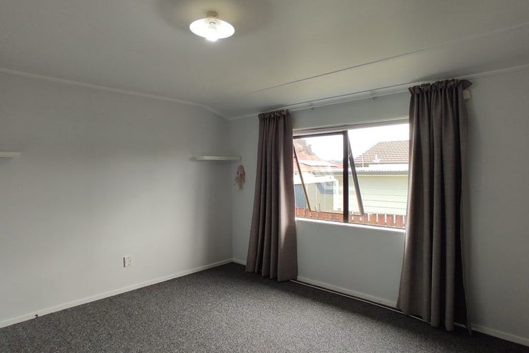 Photo of property in 186 Waitemata Drive, Ranui, Auckland, 0612