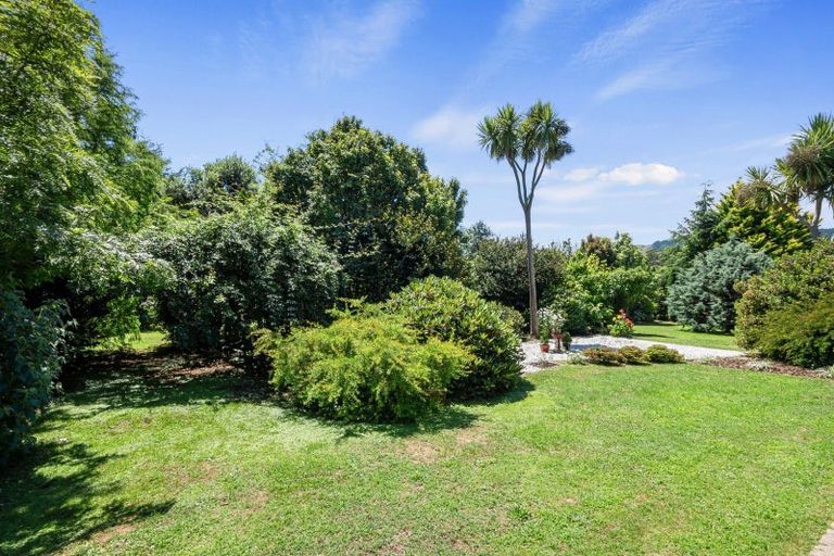 Photo of property in 51 Pohutukawa Drive, Levin, 5571