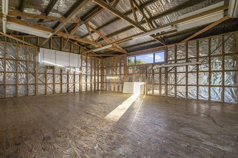 Photo of property in 23 Miles Avenue, Papatoetoe, Auckland, 2025