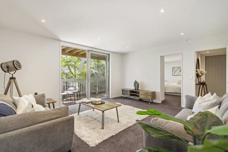 Photo of property in 1/14 Rothesay Bay Road, Rothesay Bay, Auckland, 0630