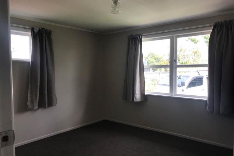 Photo of property in 8 Thames Place, Pukekohe, 2120