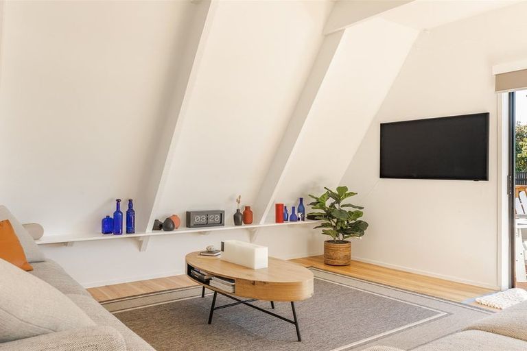 Photo of property in 25 Orowaiti Road, Westport, 7825