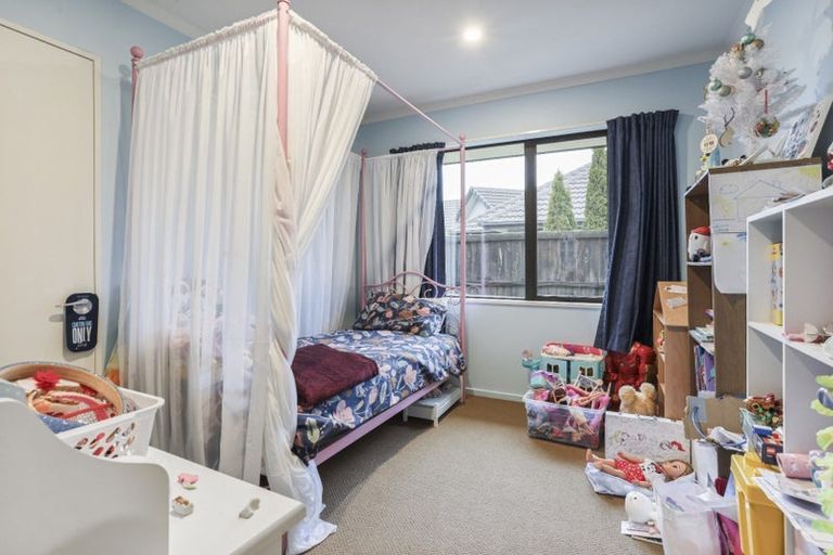 Photo of property in 27 Oakwood Drive, Rangiora, 7400