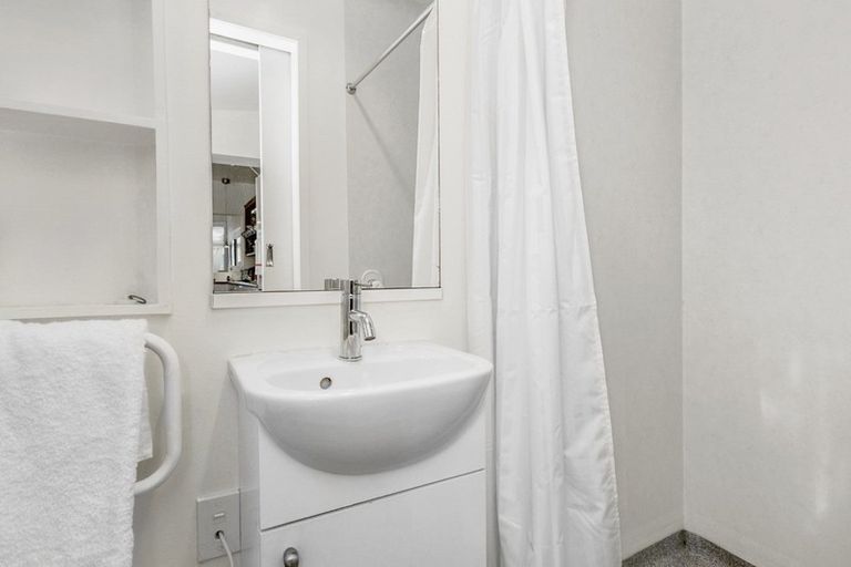 Photo of property in 18 Passmore Crescent, Maori Hill, Dunedin, 9010