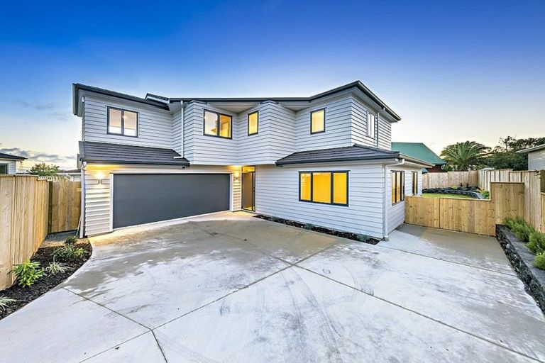 Photo of property in 8b Gills Avenue, Papakura, 2110
