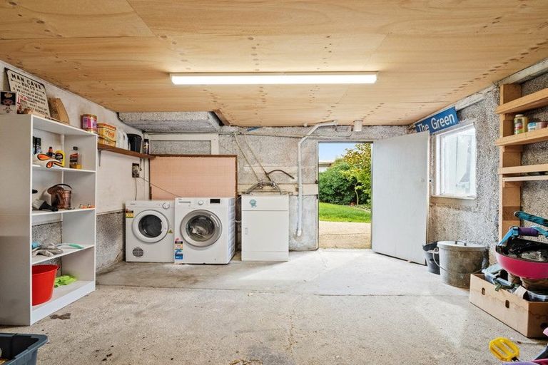 Photo of property in 51 Brighton Road, Green Island, Dunedin, 9018