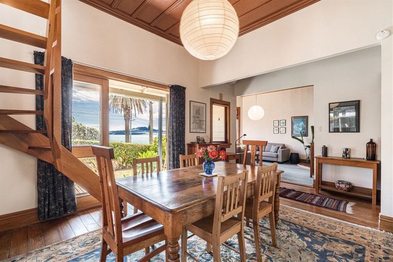 Photo of property in 1/9 Old Lake Road, Narrow Neck, Auckland, 0624