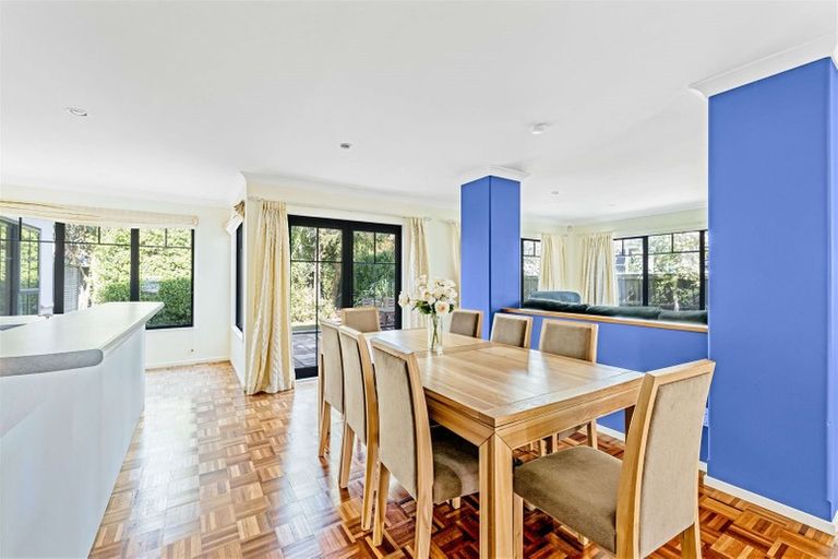 Photo of property in 44 Chateau Drive, Burnside, Christchurch, 8053