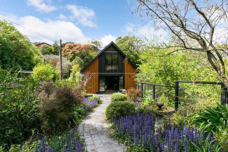 Photo of property in 38 Balfour Street, Mornington, Wellington, 6021