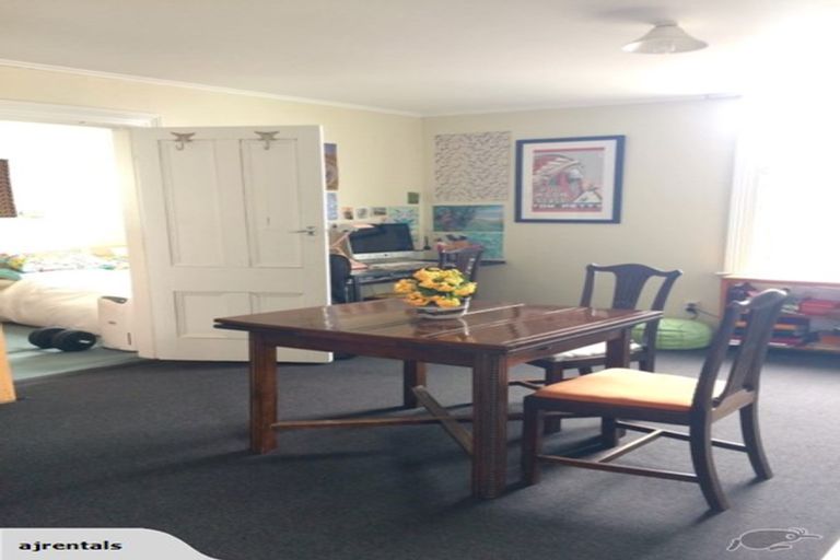 Photo of property in 14 Bidwill Street, Mount Cook, Wellington, 6021