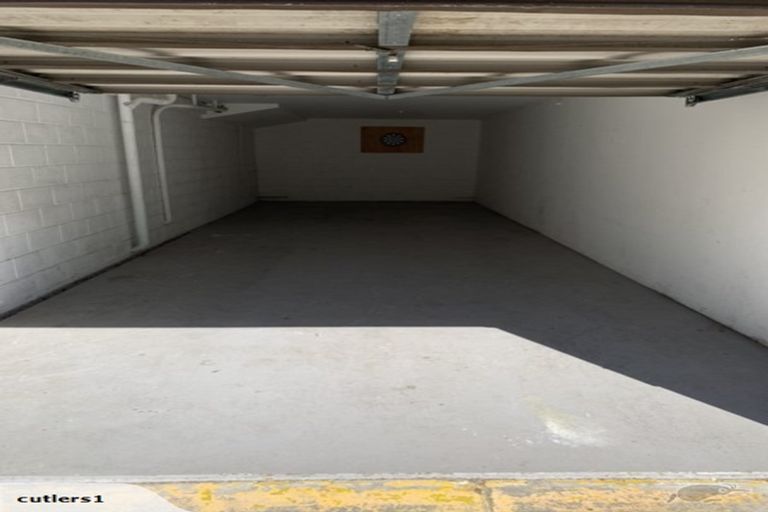 Photo of property in 2/44 Lake Road, Narrow Neck, Auckland, 0624