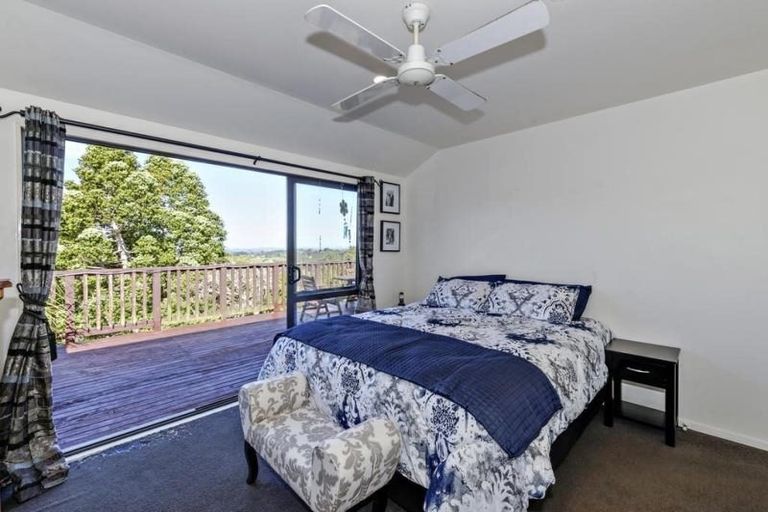 Photo of property in 24 Kitewaho Road, Swanson, Auckland, 0816