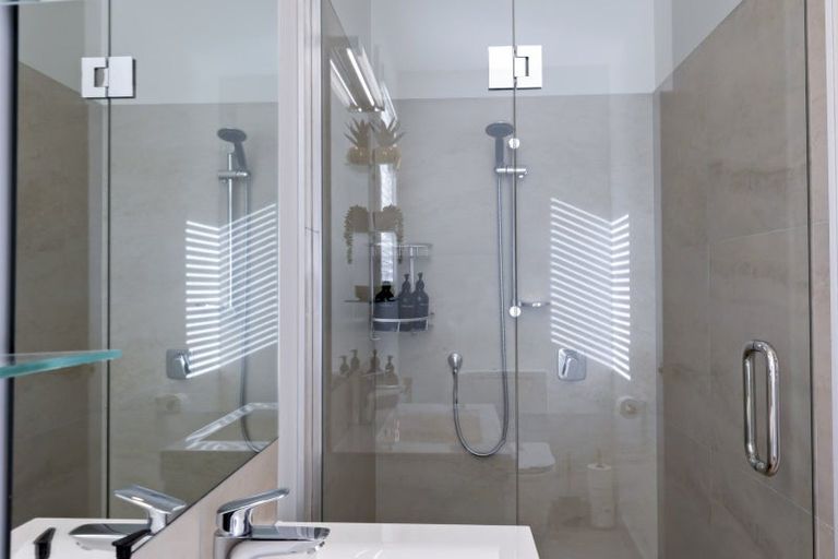 Photo of property in 37 Mcadam Drive, Jacks Point, Queenstown, 9371