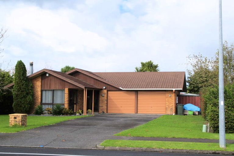 Photo of property in 6 Golfland Drive, Golflands, Auckland, 2013