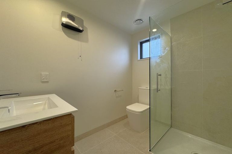 Photo of property in 1/225 Edgeware Road, Edgeware, Christchurch, 8013