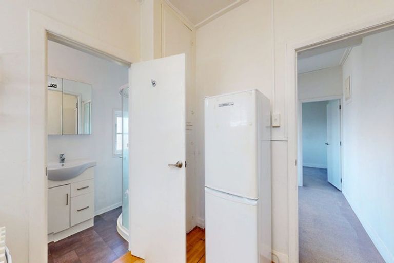 Photo of property in 5 Buckingham Street, Melrose, Wellington, 6023