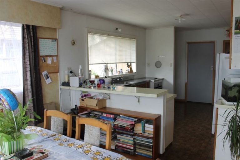 Photo of property in 17 Hadfield Street, Otaki, 5512