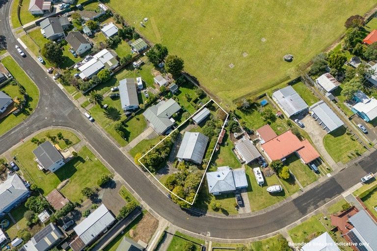 Photo of property in 33 Catherine Crescent, Whitianga, 3510