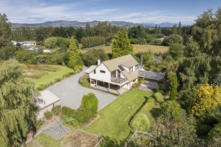 Photo of property in 72 Bush Street, Lumsden, 9730