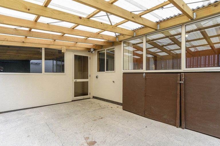 Photo of property in 1 Rangataua Street, Welcome Bay, Tauranga, 3112