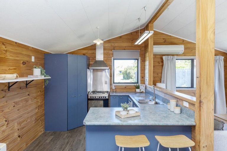 Photo of property in 300 Cranford Street, St Albans, Christchurch, 8052