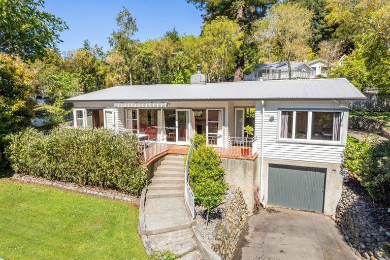 Photo of property in 26 Chatsworth Road, Silverstream, Upper Hutt, 5019