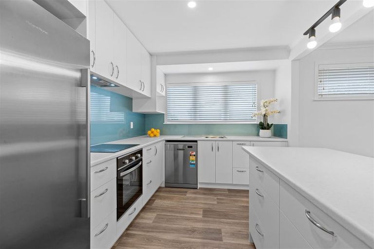 Photo of property in 29 Henderson Crescent, Parkvale, Tauranga, 3112