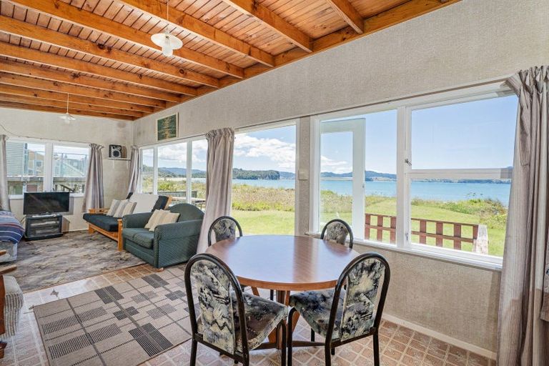 Photo of property in 91 Captain Cook Road, Cooks Beach, Whitianga, 3591