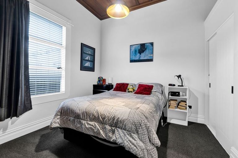 Photo of property in 32 Collins Street, Hawera, 4610