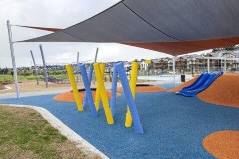 Photo of property in 135 Bonair Crescent, Silverdale, 0932