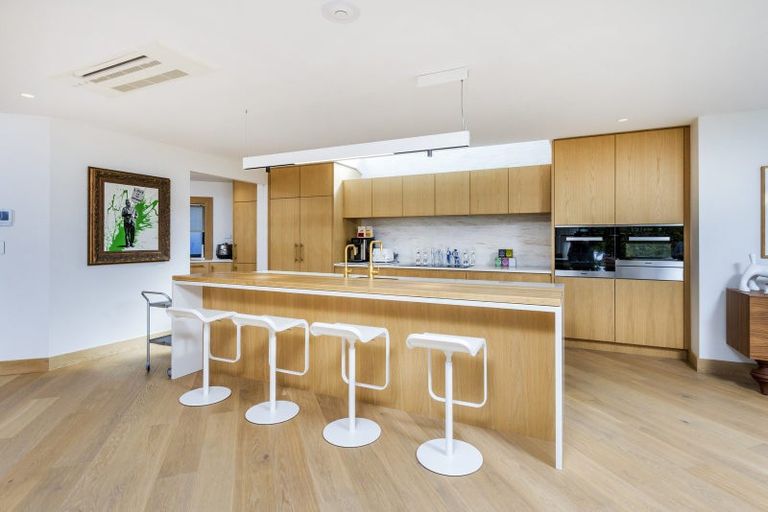 Photo of property in 19 Brighton Terrace, Mairangi Bay, Auckland, 0630