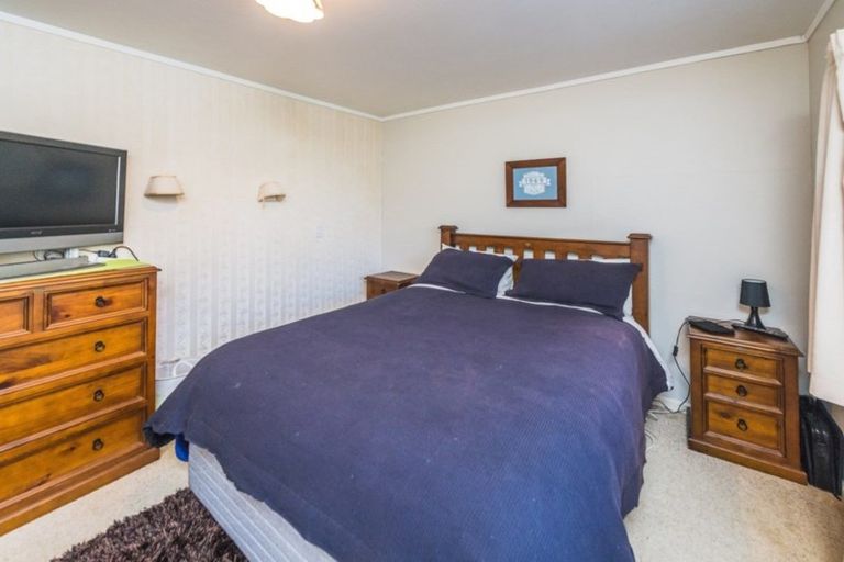 Photo of property in 34 Parkes Avenue, Saint Johns Hill, Whanganui, 4501