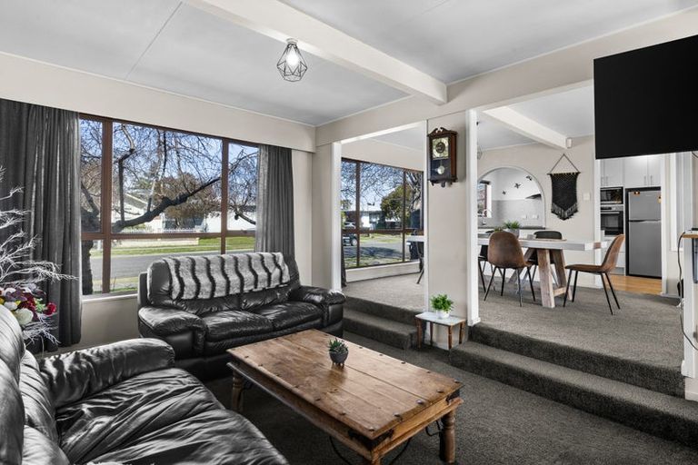 Photo of property in 12 Sutherland Street, Tamatea, Napier, 4112