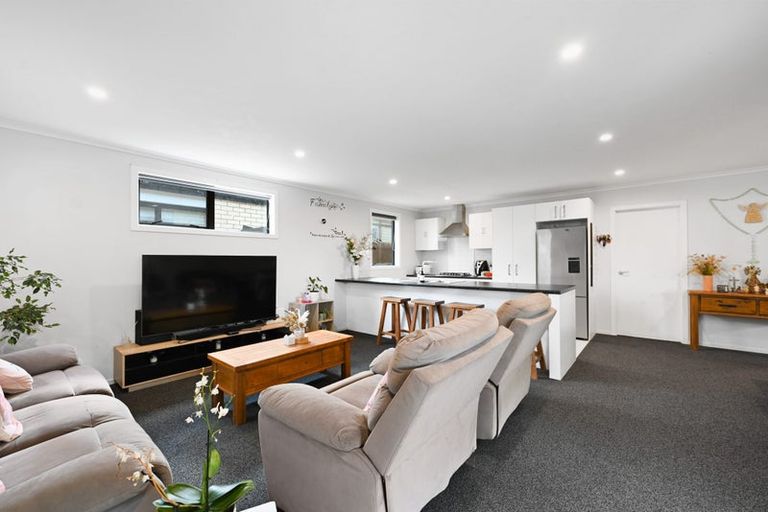 Photo of property in 37 Benjamin Avenue, Rototuna North, Hamilton, 3210