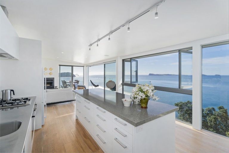 Photo of property in 217 Paku Drive, Tairua, 3508