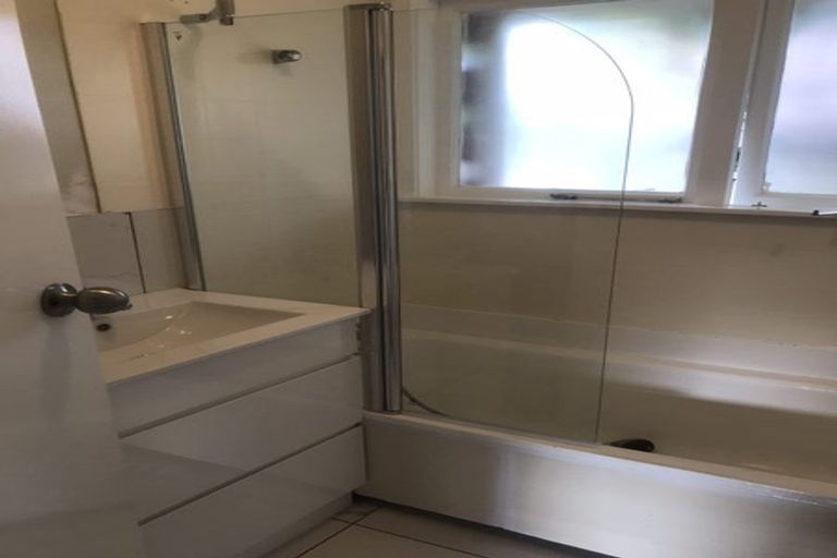 Photo of property in 6/3 Tawai Street, Trentham, Upper Hutt, 5018