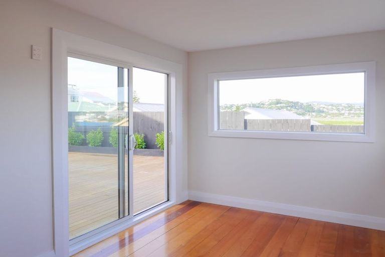 Photo of property in 49 Lonsdale Crescent, Rongotai, Wellington, 6022