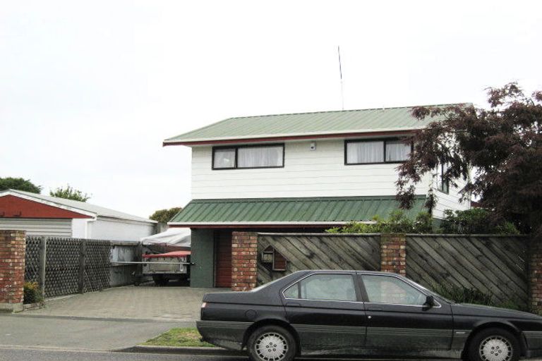 Photo of property in 68 Bayswater Crescent, Bromley, Christchurch, 8062
