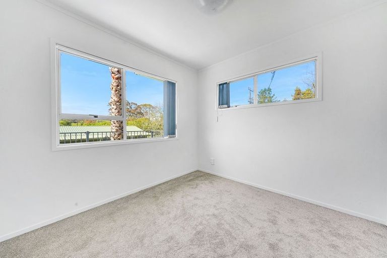 Photo of property in 6 Deacon Road, Riverhead, Kumeu, 0892