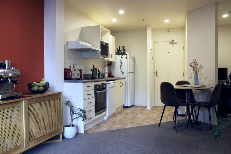 Photo of property in Courtenay Apartments, 407/120 Courtenay Place, Te Aro, Wellington, 6011