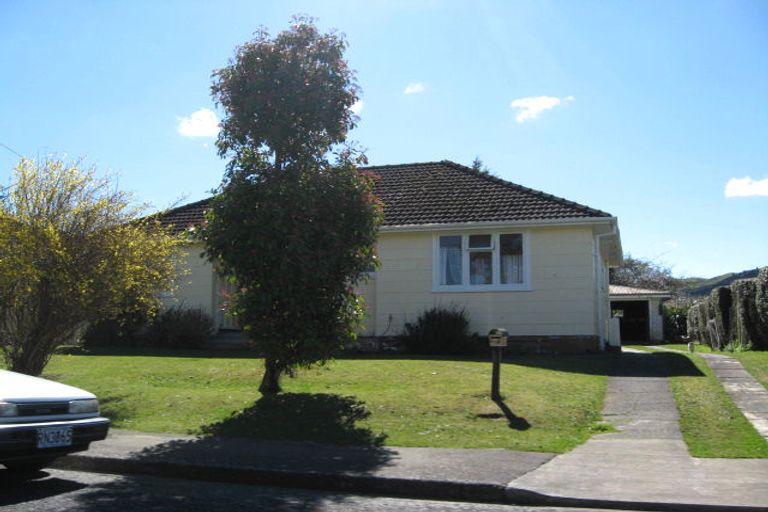 Photo of property in 19 Takahe Street, Taihape, 4720