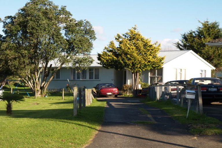 Photo of property in 44 Mayflower Close, Mangere East, Auckland, 2024